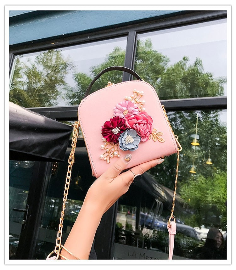 2022 Metal Clip Small Square Bag New Fashion Dinner Flower Shoulder Diagonal Handbag Bags  Shoulder Bags 822