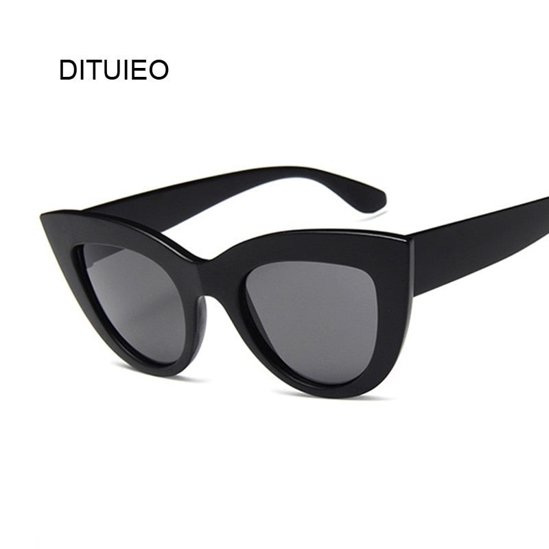 Cat Eye Fashion Sunglasses Woman Vintage Luxury Brand Designer Black Glasses Sun Glasses For female UV400 Eyewear Shades