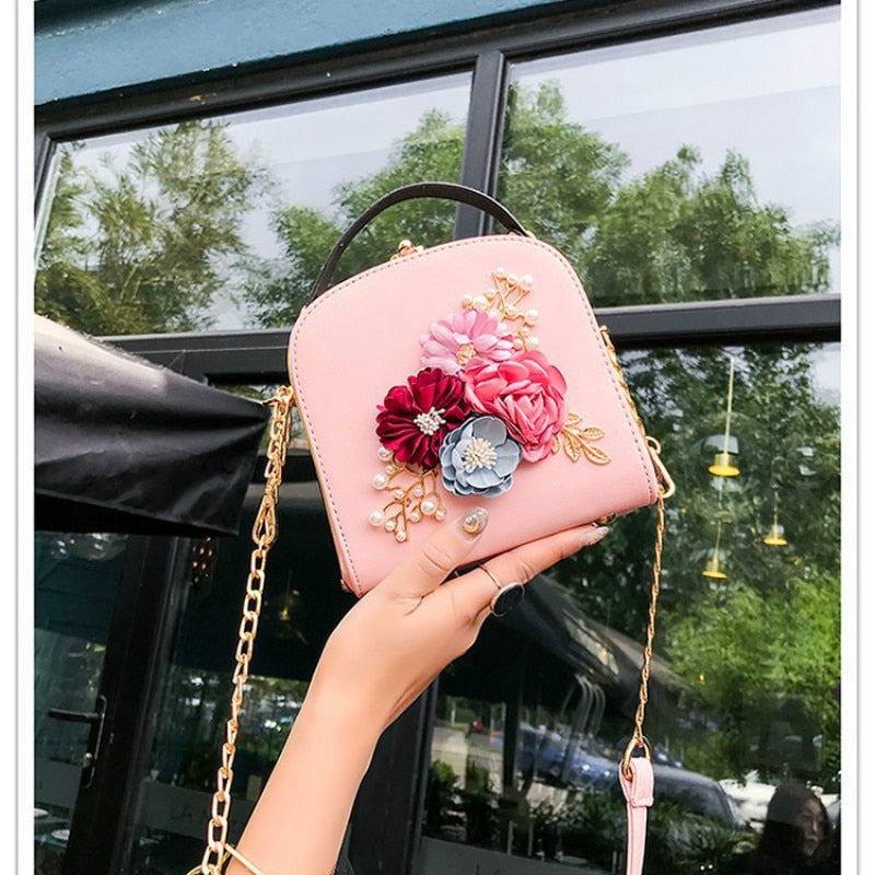 2022 Metal Clip Small Square Bag New Fashion Dinner Flower Shoulder Diagonal Handbag Bags  Shoulder Bags 822