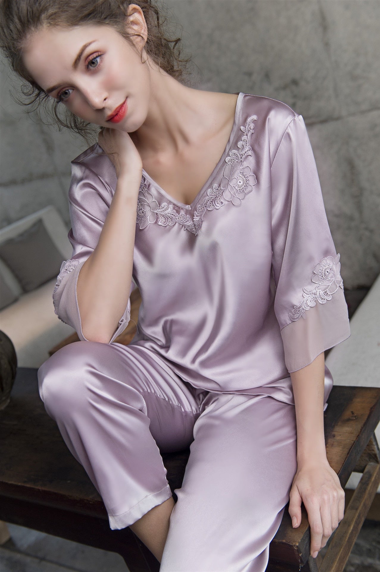 pijamas women Female pantsuit women Ice Silk Suit Long Sleeve silk pajamas Thin Bud Silk Sleeping Home Suit sleepwear