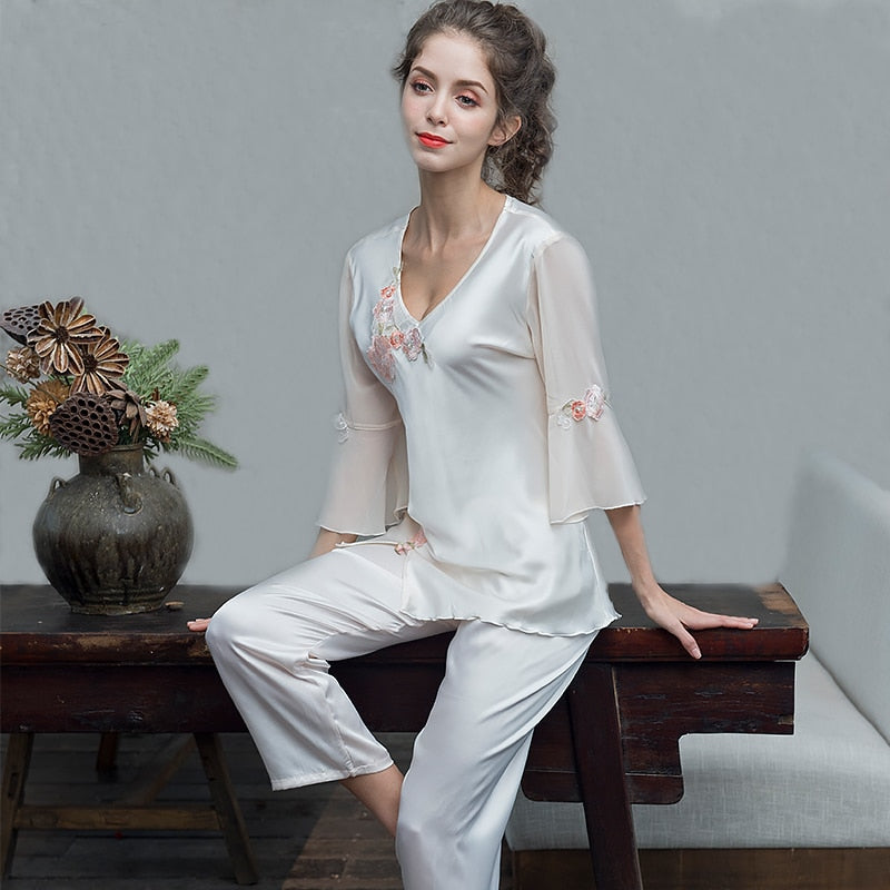 pijamas women Female pantsuit women Ice Silk Suit Long Sleeve silk pajamas Thin Bud Silk Sleeping Home Suit sleepwear