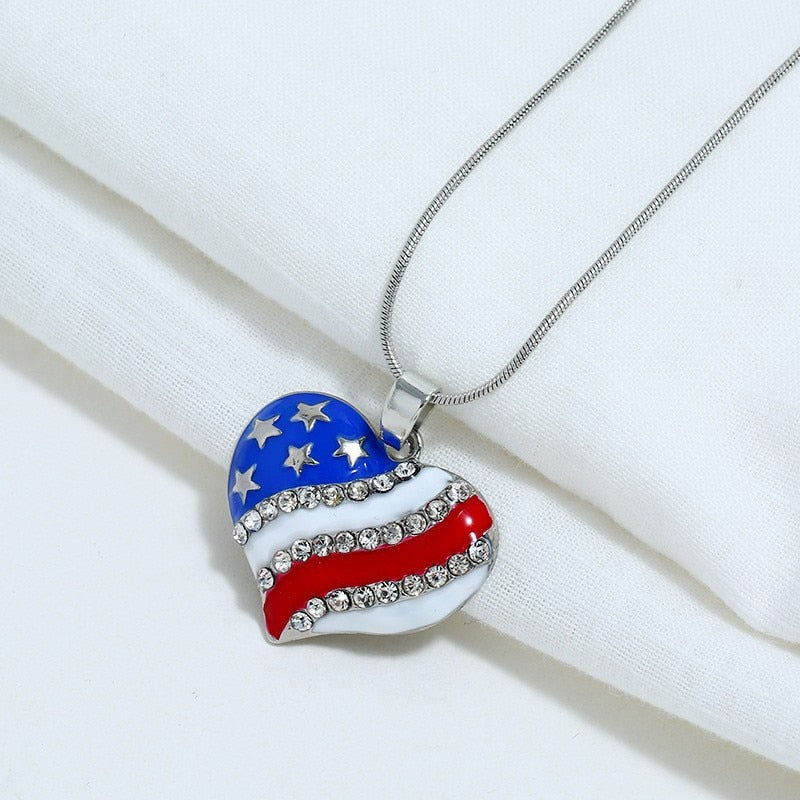 USA Labor Day American Flag Enamel Blue & Red Crystal Rhinestone Heart Patriotic Independence Day Pendant Necklaces